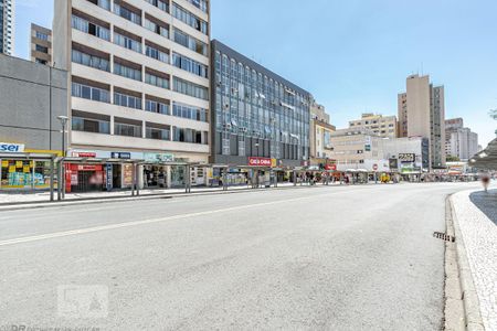 Apartamento para alugar com 112m², 3 quartos e sem vaga Apartamento para alugar com 112m², 3 quartos e sem vagaFachada