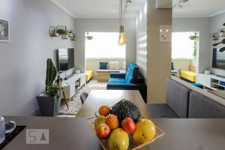 Sala vista pela cozinha de apartamento à venda com 2 quartos, 47m² em Parque Fongaro, São Paulo