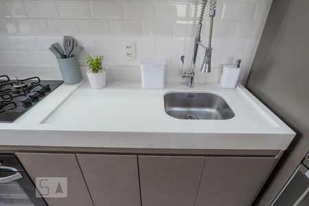 Sala/Cozinha de apartamento à venda com 2 quartos, 47m² em Parque Fongaro, São Paulo