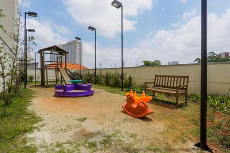 Apartamento à venda com 47m², 2 quartos e 1 vagaÁrea Comum - Playground