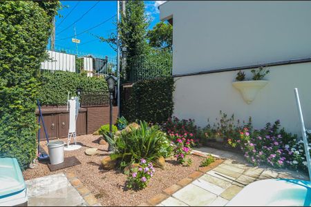 Casa para alugar com 280m², 4 quartos e 4 vagas Casa para alugar com 280m², 4 quartos e 4 vagasJardim Patio Frente