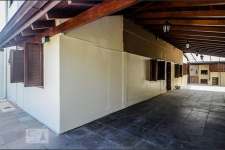 Casa para alugar com 280m², 4 quartos e 4 vagas Casa para alugar com 280m², 4 quartos e 4 vagasEntrada