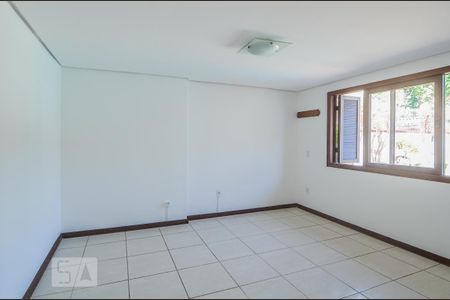 Suíte de casa para alugar com 4 quartos, 280m² em Ipanema, Porto Alegre