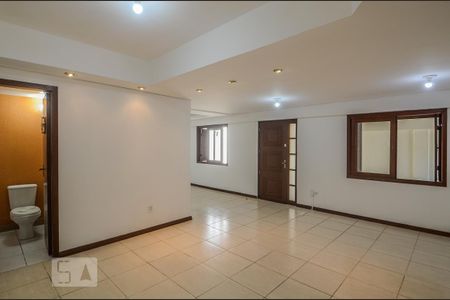 Sala 1 de casa para alugar com 4 quartos, 280m² em Ipanema, Porto Alegre