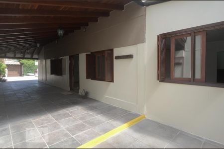 Casa para alugar com 280m², 4 quartos e 4 vagas Casa para alugar com 280m², 4 quartos e 4 vagasGaragem