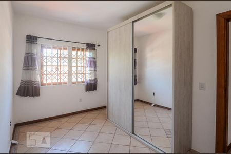 Casa para alugar com 280m², 4 quartos e 4 vagas Casa para alugar com 280m², 4 quartos e 4 vagasQuarto 1