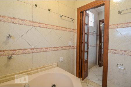 Casa para alugar com 280m², 4 quartos e 4 vagas Casa para alugar com 280m², 4 quartos e 4 vagasBanheiro