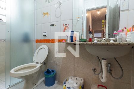 Apartamento à venda com 140m², 2 quartos e sem vagaBanheiro social