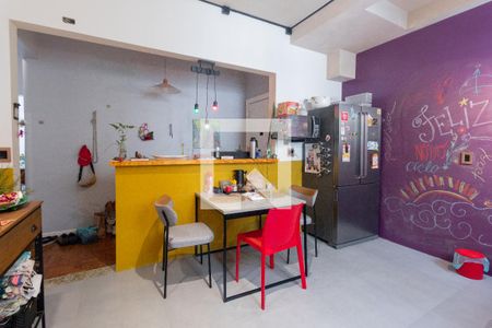 Apartamento à venda com 140m², 2 quartos e sem vagaCozinha