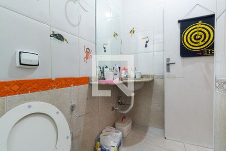 Apartamento à venda com 140m², 2 quartos e sem vagaBanheiro social