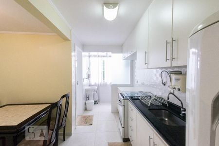 Studio para alugar com 35m², 1 quarto e sem vaga Studio para alugar com 35m², 1 quarto e sem vagaCozinha