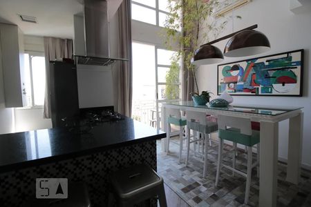 sala de apartamento à venda com 2 quartos, 120m² em Perdizes, São Paulo