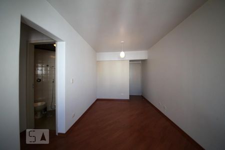 Sala de apartamento para alugar com 1 quarto, 60m² em Brooklin, São Paulo