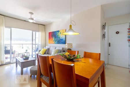 Sala de apartamento à venda com 2 quartos, 59m² em Tanque, Rio de Janeiro