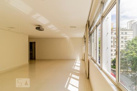 Sala de apartamento à venda com 3 quartos, 180m² em Higienópolis, São Paulo