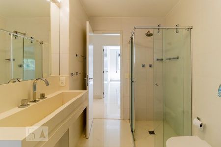 Apartamento à venda com 180m², 3 quartos e 2 vagasBanheiro da Suíte