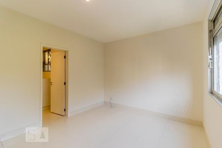 Apartamento à venda com 180m², 3 quartos e 2 vagasSuíte