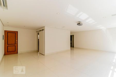 Sala de apartamento à venda com 3 quartos, 180m² em Higienópolis, São Paulo