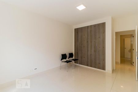 Apartamento à venda com 180m², 3 quartos e 2 vagasQuarto 1