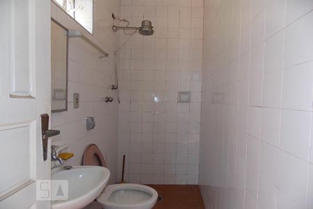 Casa à venda com 400m², 3 quartos e 2 vagasBanheiro 1