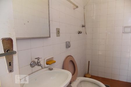 Casa à venda com 400m², 3 quartos e 2 vagasBanheiro 1