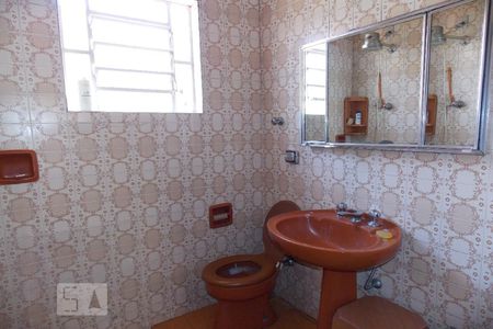 Casa à venda com 400m², 3 quartos e 2 vagasBanheiro 2