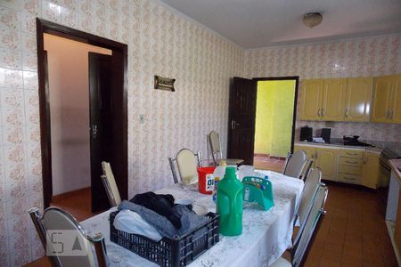 Casa à venda com 400m², 3 quartos e 2 vagasCozinha