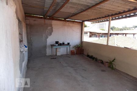 Casa à venda com 400m², 3 quartos e 2 vagasVaranda