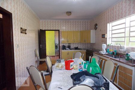 Casa à venda com 400m², 3 quartos e 2 vagasCozinha