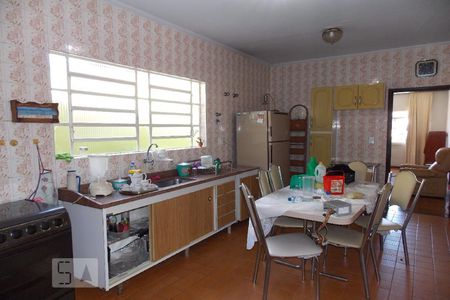 Casa à venda com 400m², 3 quartos e 2 vagasCozinha