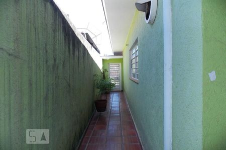 Casa à venda com 400m², 3 quartos e 2 vagasCorredor