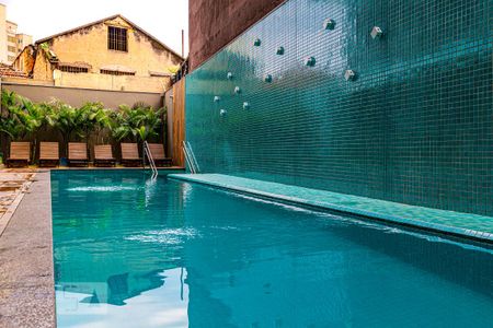 Studio para alugar com 26m², 1 quarto e sem vaga Studio para alugar com 26m², 1 quarto e sem vagaÁrea comum - Piscina
