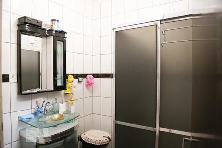 Banheiro de casa à venda com 2 quartos, 80m² em Vila Mascote, São Paulo