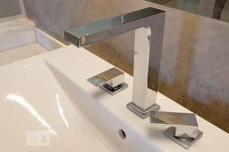 Apartamento para alugar com 100m², 1 quarto e 1 vaga Apartamento para alugar com 100m², 1 quarto e 1 vagaSuíte - Banheiro Detalhe