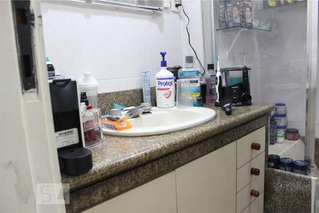 Apartamento à venda com 220m², 4 quartos e 3 vagas Apartamento à venda com 220m², 4 quartos e 3 vagassuíte 2