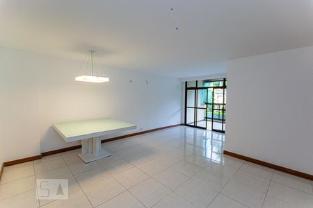 Sala de apartamento à venda com 3 quartos, 94m² em Maceió, Niterói