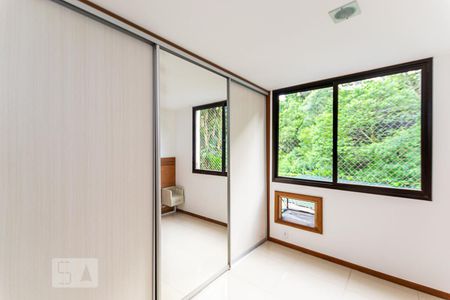 Apartamento à venda com 94m², 3 quartos e 2 vagasSuite 