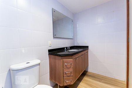 Apartamento à venda com 94m², 3 quartos e 2 vagasBanheiro da Suíte