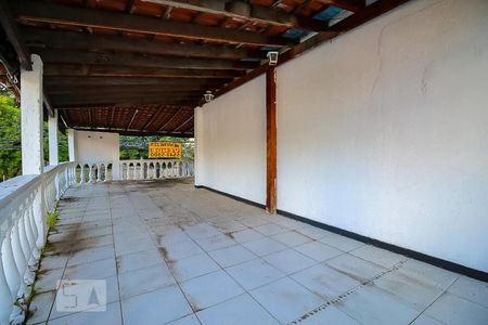 Casa para alugar com 260m², 3 quartos e 8 vagasTerraço
