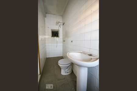 Casa para alugar com 260m², 3 quartos e 8 vagasBanheiro da Suíte 1