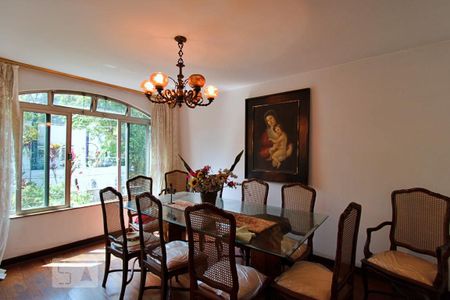 Casa à venda com 470m², 4 quartos e 4 vagasSala de Jantar