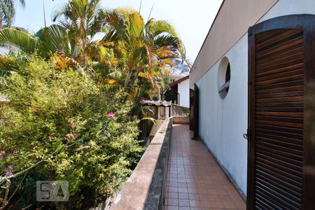 Casa à venda com 470m², 4 quartos e 4 vagasVaranda do Quarto 3