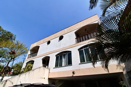 Casa à venda com 470m², 4 quartos e 4 vagasFachada