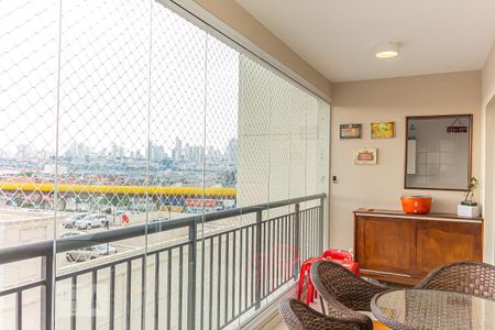 Apartamento à venda com 68m², 2 quartos e 1 vaga Apartamento à venda com 68m², 2 quartos e 1 vagaVaranda da Sala