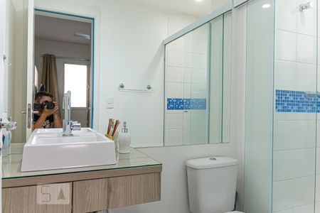 Apartamento à venda com 68m², 2 quartos e 1 vaga Apartamento à venda com 68m², 2 quartos e 1 vagaBanheiro da Suíte