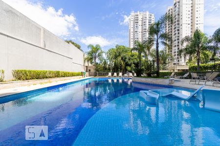 Apartamento à venda com 68m², 2 quartos e 1 vaga Apartamento à venda com 68m², 2 quartos e 1 vagaÁrea comum - Piscina