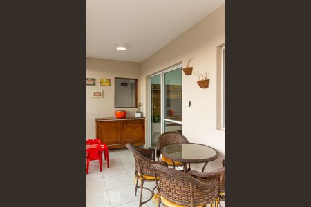 Apartamento à venda com 68m², 2 quartos e 1 vaga Apartamento à venda com 68m², 2 quartos e 1 vagaVaranda da Sala
