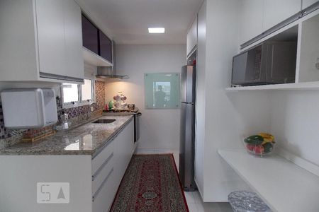 Apartamento à venda com 126m², 3 quartos e 2 vagasCozinha