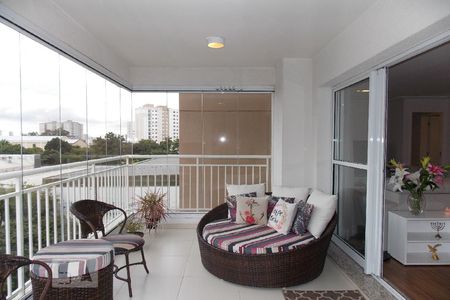 Apartamento à venda com 126m², 3 quartos e 2 vagasVaranda