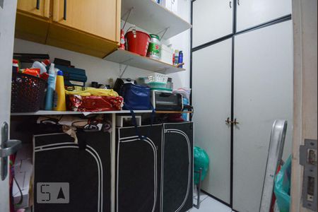 Apartamento à venda com 83m², 3 quartos e 1 vagaÁrea de serviço